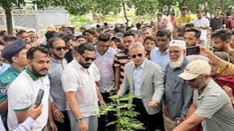 জাতীয় মহাসড়কে অটোরিকশা চলাচলের আইনি সুযোগ নেই: সড়ক মন্ত্রী